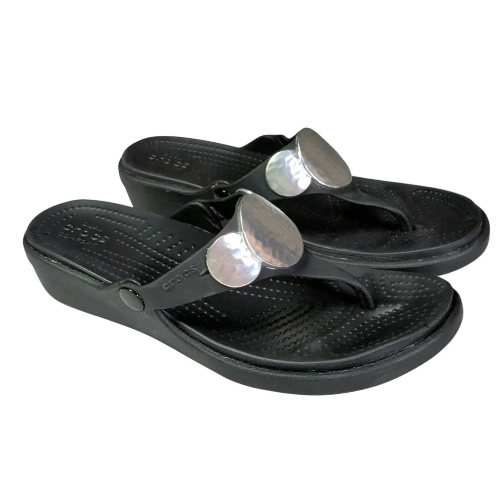 Crocs Sanrah Wedge Sandals Womens Size 8 Black Thong Y2K Comfort Cushioned